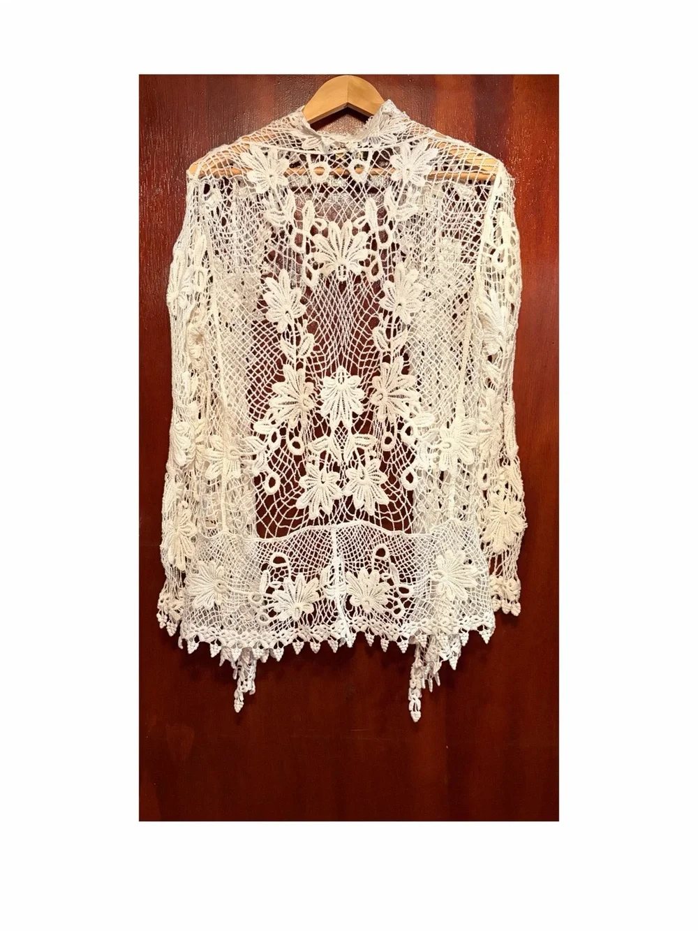 Cupio Women’s Cream Crochet Open-Front